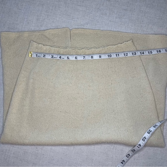 Vintage 1950s Cream Knit Cardigan and Skirt Set​ - Picture 13 of 16